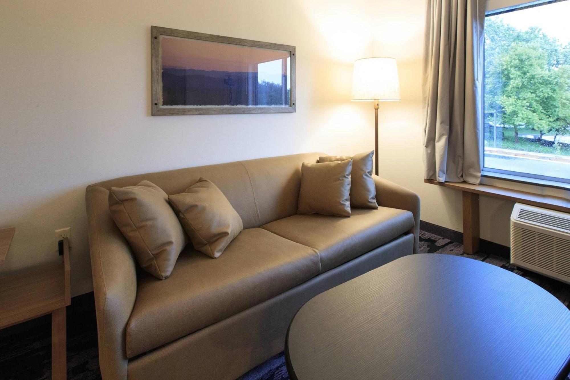 Fairfield Inn & Suites By Marriott Philadelphia Valley Forge/Great Valley Berwyn Exterior foto